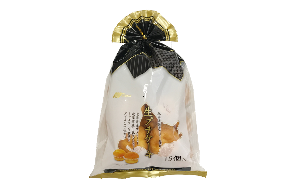 生プチケーキ|北海道産生クリームと北海道産牛乳をブレンドし、しっとりした食感とプレミアムな味わい。